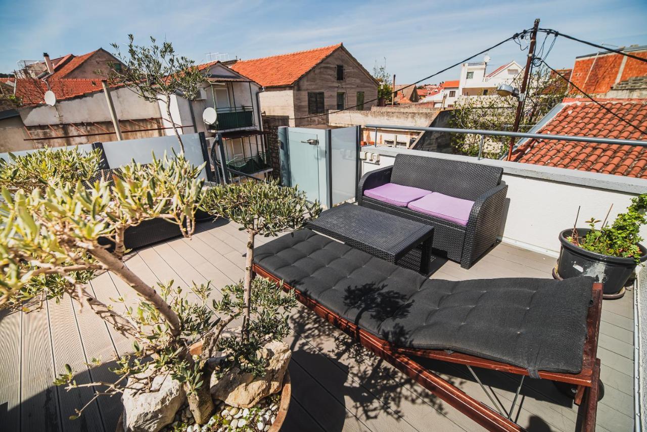 Downtown Luxury Apartments With Hot Tub Vodice Exterior photo