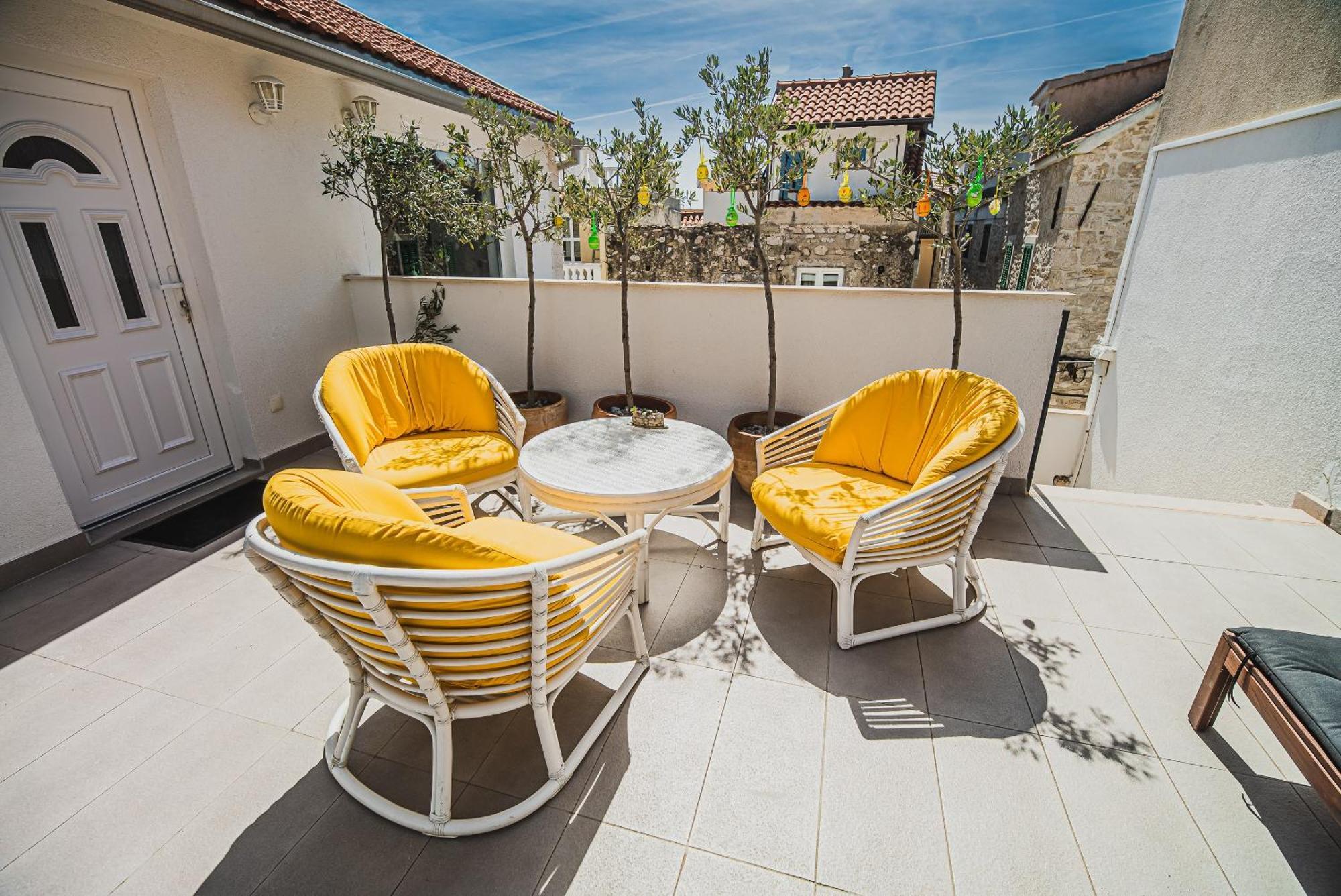 Downtown Luxury Apartments With Hot Tub Vodice Room photo